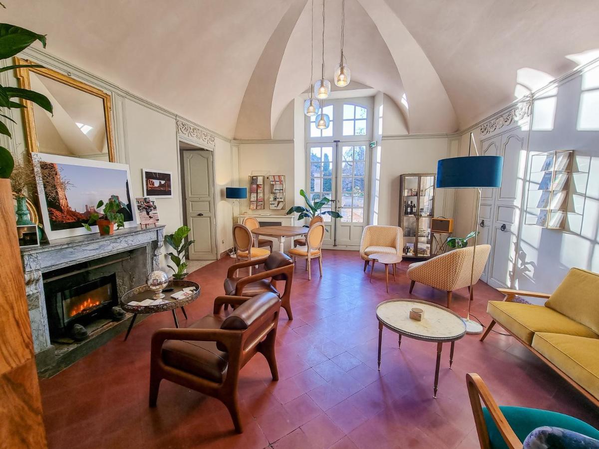 Chateau De Roussan Hotel 4*